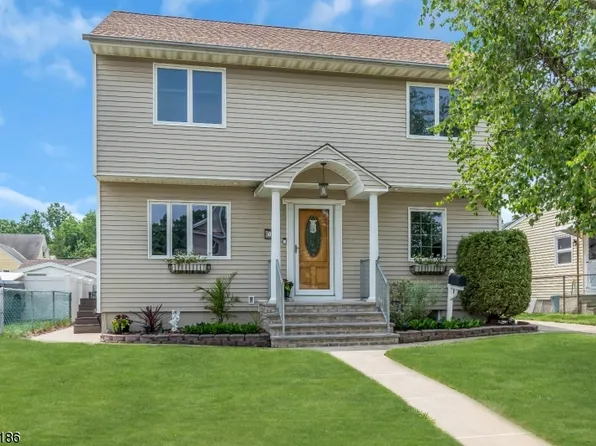 31 Jerome Drive, Clifton City, NJ 07011