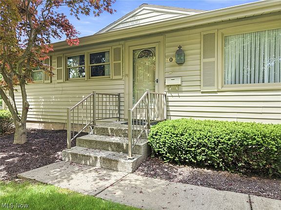 5th image of 908 Bowman St