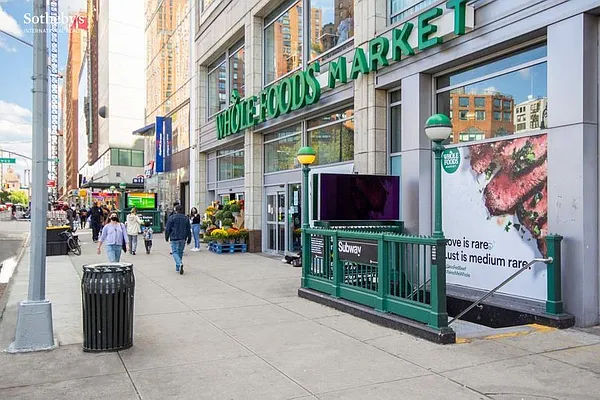 Rented by Sotheby's International Realty | media 9