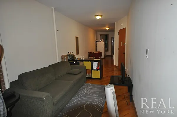 Rented by REAL New York | media 19