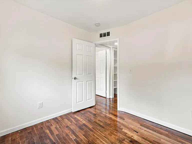15432 Orchard St — Photo 20