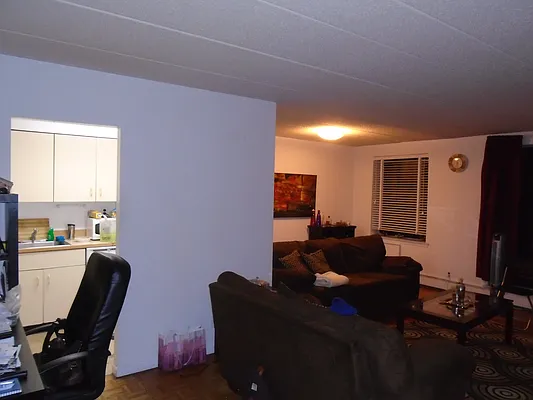 Rented by 18 REALTY | media 16