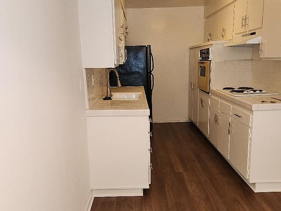 4th image of 1117 6th St APT 104