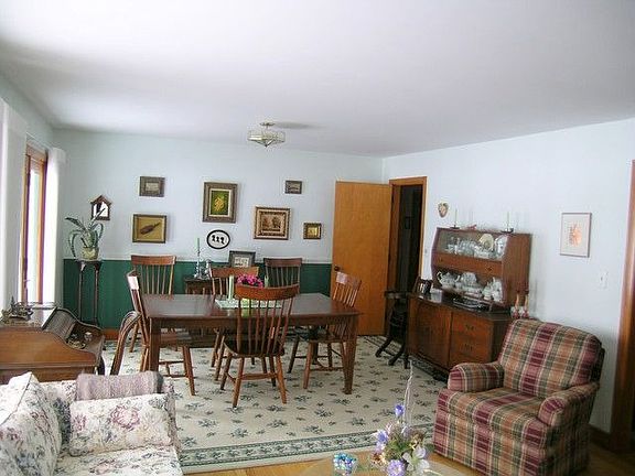 2nd image of 23 Mirror Lake Dr