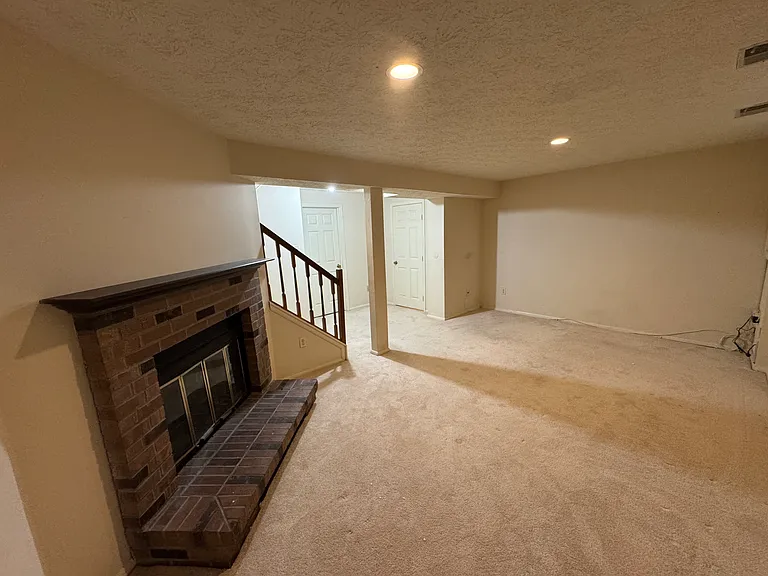 10303 Granite Creek Ln — Photo 15