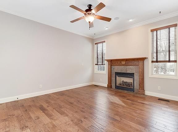 5th image of 2801 Degarmo Dr