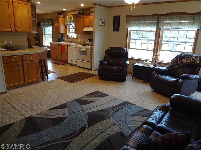 1st image of 8644 S Robinhood Dr