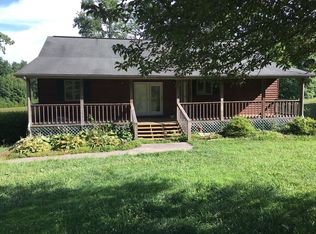 2433 Taylors Chapel Rd, Crossville, TN 38572