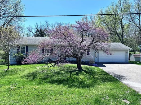 404 Park Ave, Maryville, MO 64468