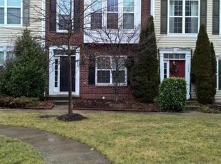 5094 Village Fountain Pl, Centreville, VA