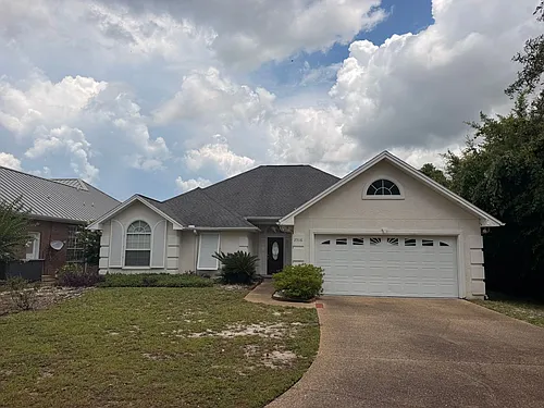 2516 Country Club Dr Photo 1 2516 Country Club Dr Photo 1