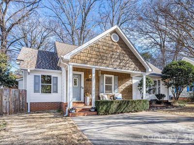 2200 Olde Chantilly Ct, Charlotte, NC, 28205