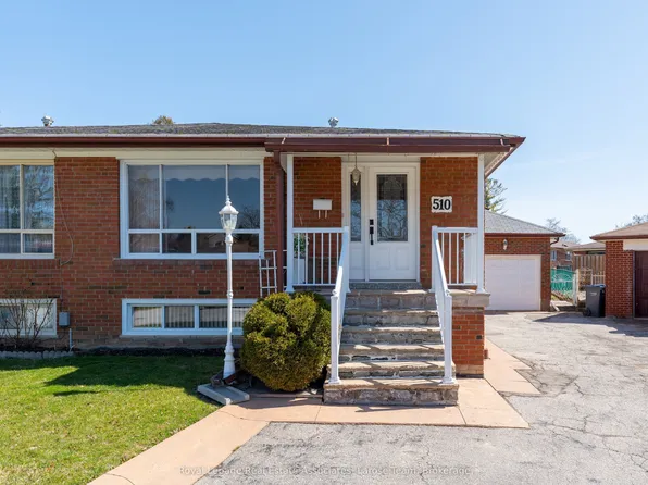 510 Ettridge Ct, Mississauga, ON L5G 1W6