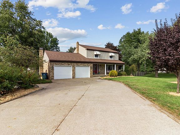 2nd image of 47568 Middle Ridge Rd