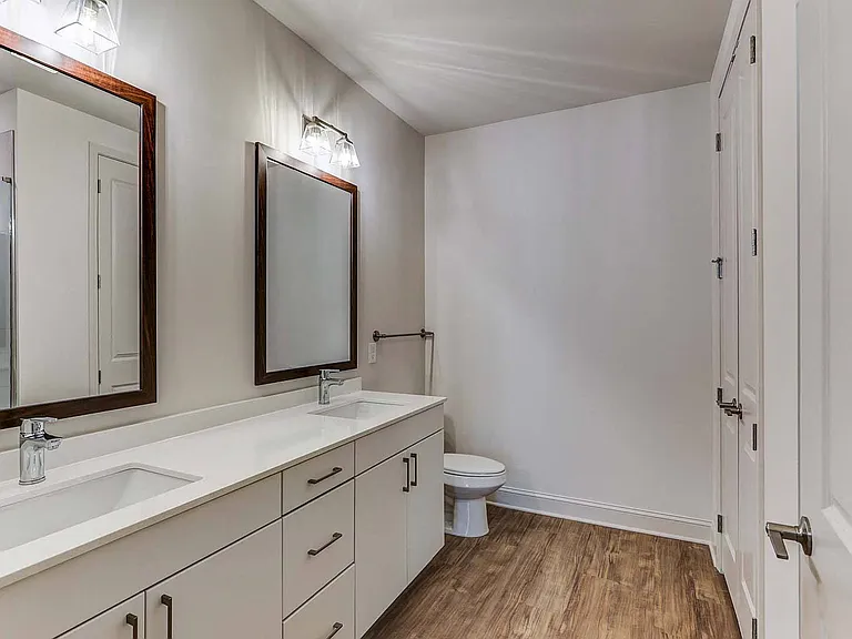 The Heights at Ridgewalk Townhomes & Apartments — Photo 29