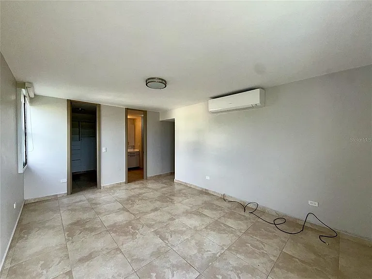 40 Calle 10 #7F — Photo 16