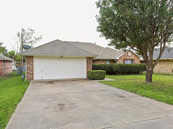 3rd image of 113 Domingo Dr