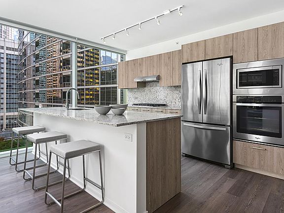 3rd image of 224 E Illinois St #1106