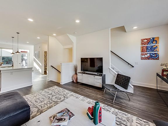 2nd image of 1817 N New Jersey St #1
