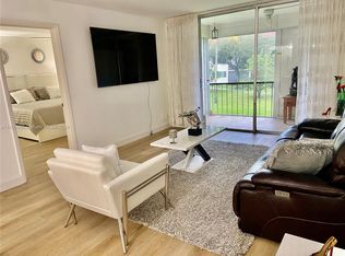 9420 S Hollybrook Lake Dr APT 202, Hollywood, FL 33025