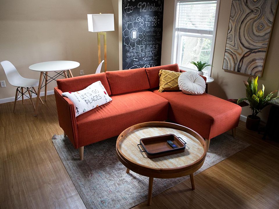 1st image of 92 Ashland Ave #2G