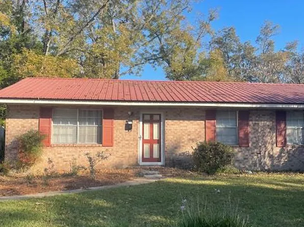 609 Magnolia St, Douglas, GA 31533