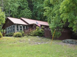808 Lake Rd, East Bernstadt, KY 40741
