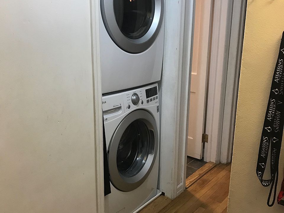 Ensuite Laundry