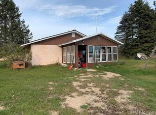 E3658 Laurich Rd, Chatham, MI 49816