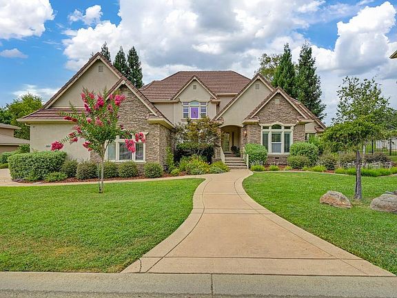 4th image of 15201 De La Pena Cir