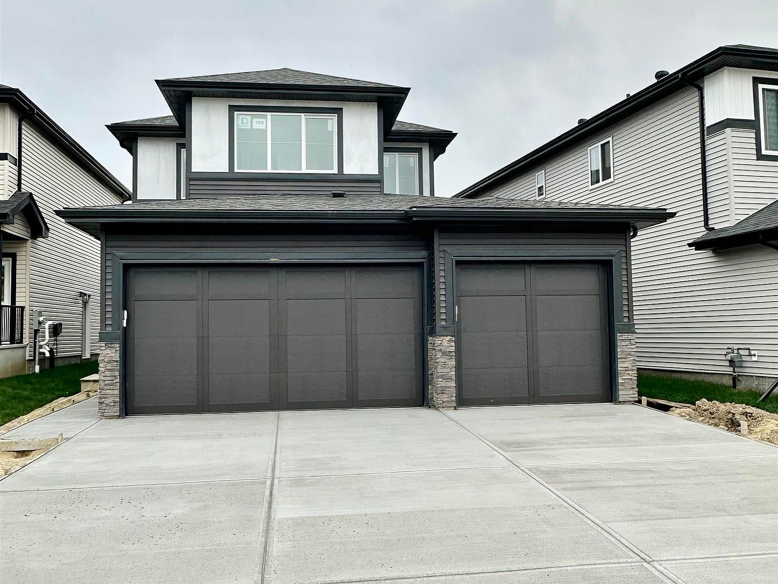 125-hemingway-cres-spruce-grove-ab-t7x-2l6-mls-e4359429-zillow