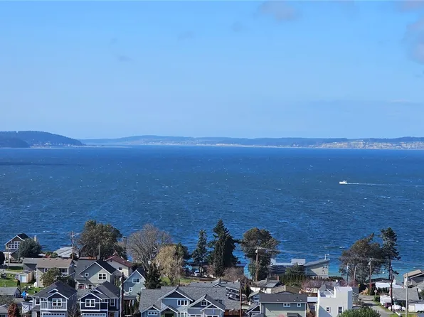 211 Arbor Terrace, Camano Island, WA 98282