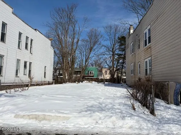 631 Clinton Avenue, Albany, NY 12206