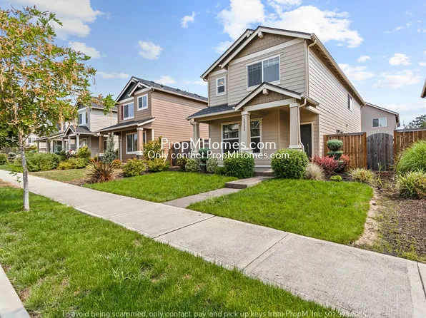 15488 SW Applewood Ln, Tigard, OR 97224