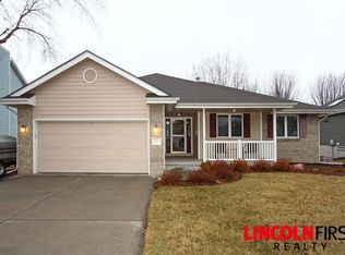 5430 NW 3rd St, Lincoln, NE 68521