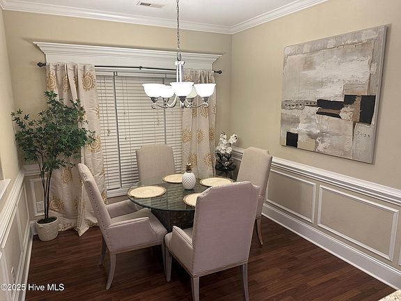 5th image of 1632 Brook Hollow Dr #A