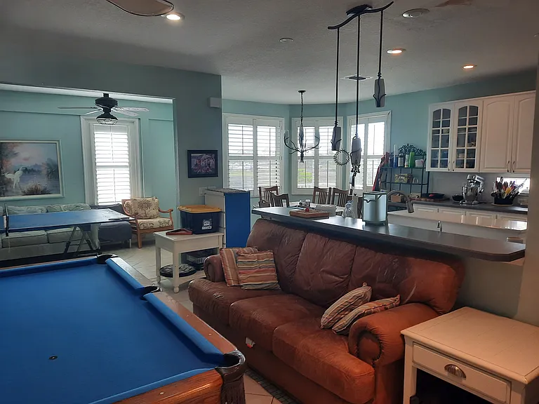 5048 Maplewood Dr #1 — Photo 7