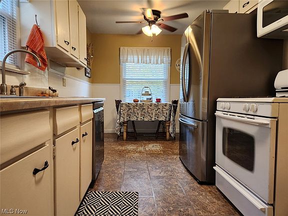 3rd image of 5814 Morningside Dr