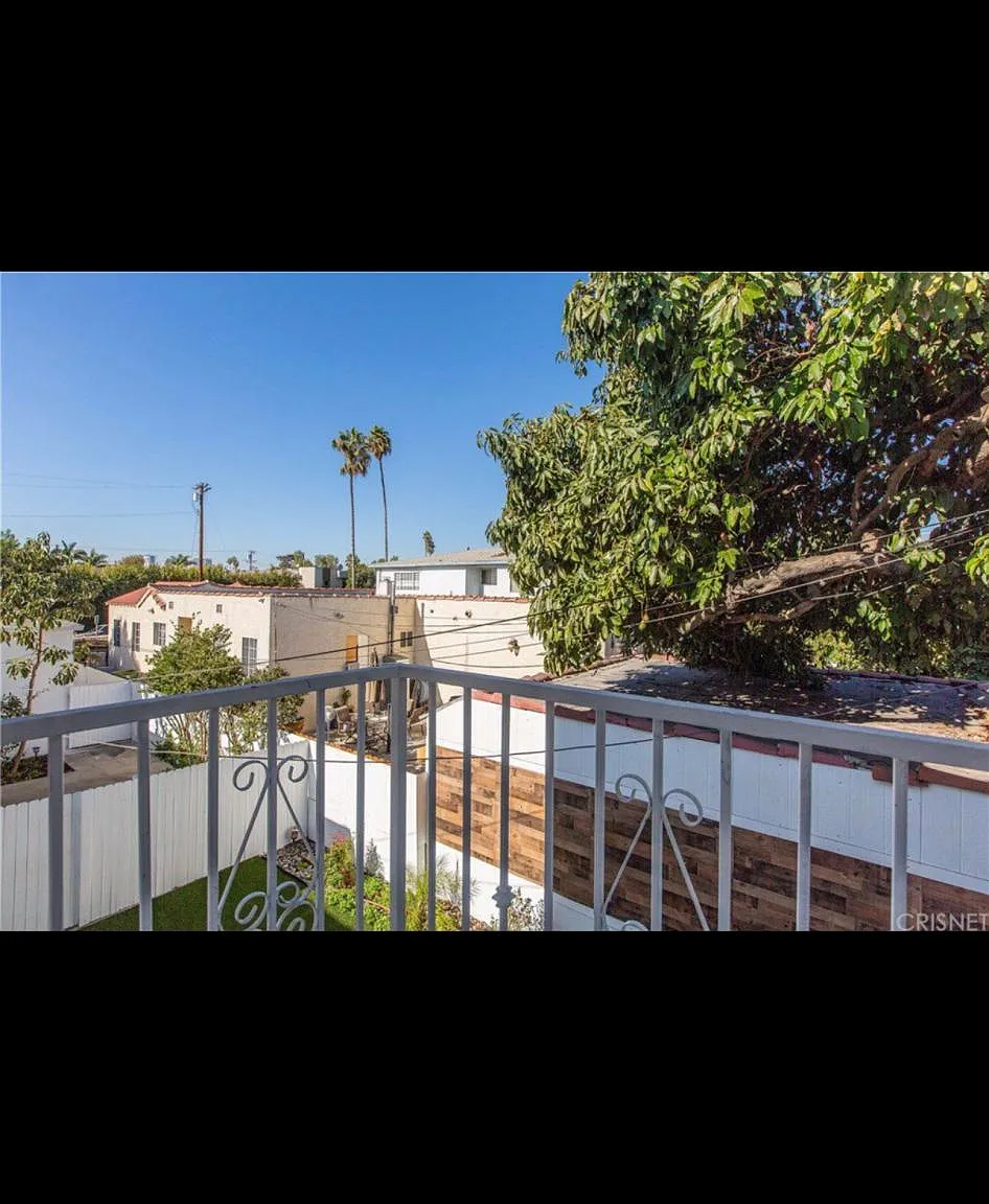 8525 Cadillac Ave — Photo 3