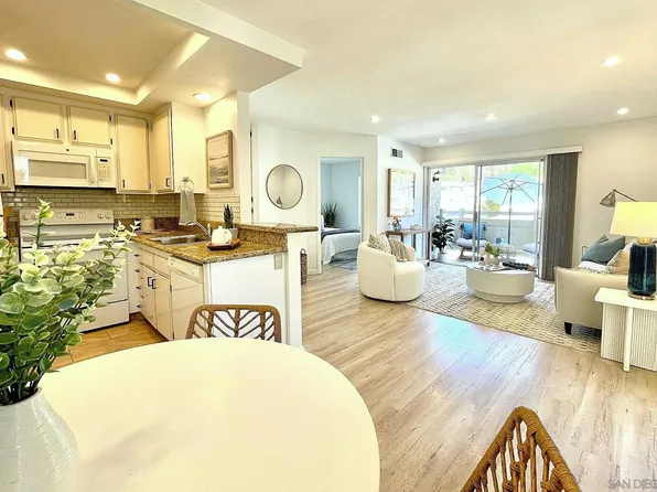 8811 Gilman Dr Unit H, La Jolla, CA 92037