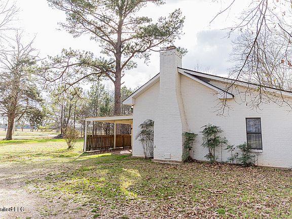 5th image of 2596 Tank Rd