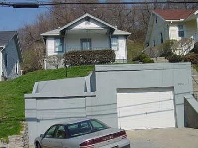 1st image of 2851 Marshall Ave