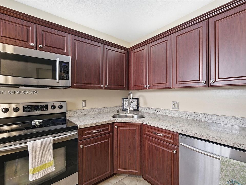 1st image of 4111 Coral Tree Cir APT 327