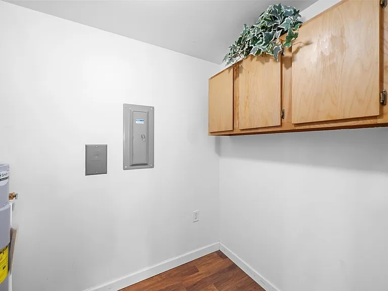 7362 Manor Cir #203 — Photo 22