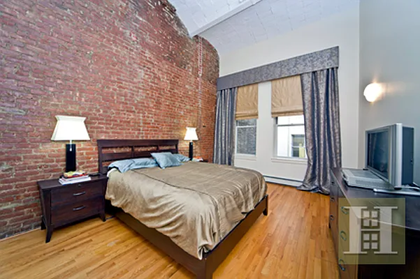 Rented by Halstead Real Estate | media 37