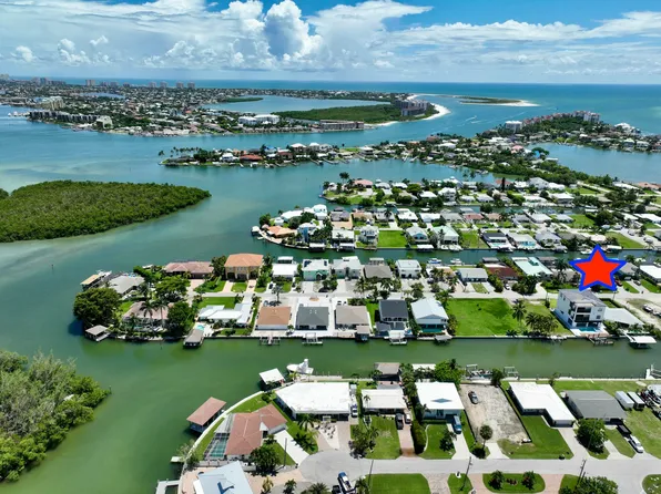 136 Trinidad St, Naples, FL 34113