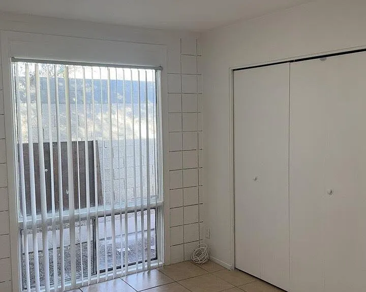 2028 W Cactus Rd #B — Photo 7