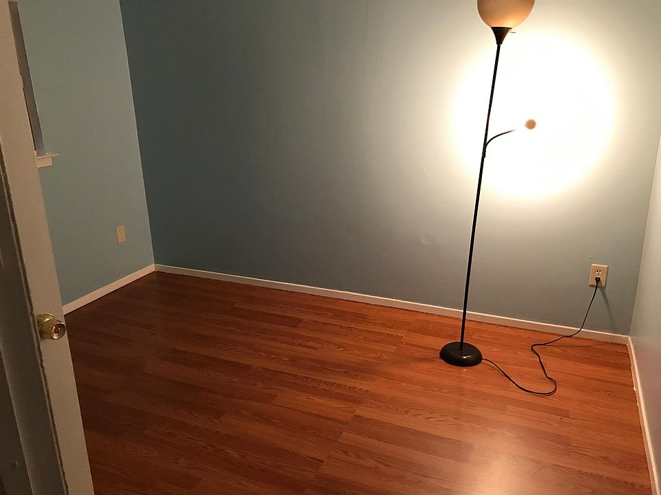 1st image of 454 Drumgoole Road W # Fl 2nd