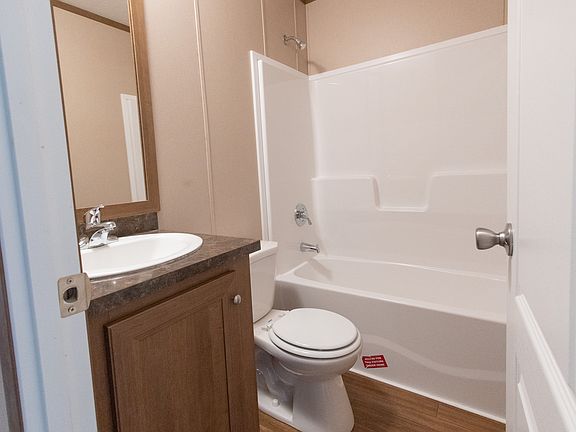 5th image of 57 Jerome Dr