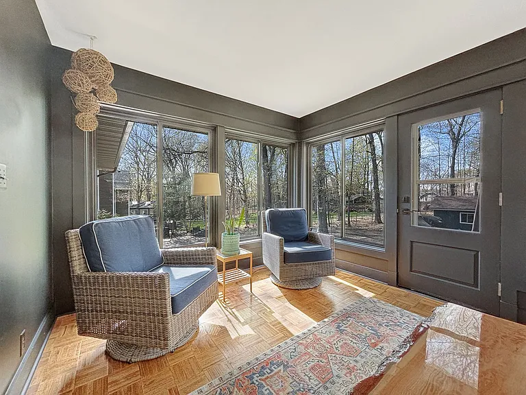 2541 Lakewood Ln — Photo 13